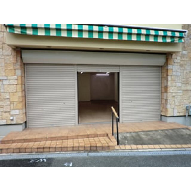 大出倉庫 －シャッター付倉庫－ – 吹田市の不動産なら株式会社トリムに